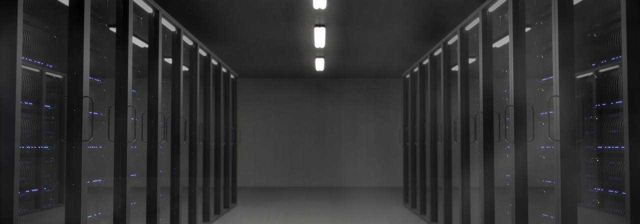 ¿Qué es la luz artificial y ejemplos?