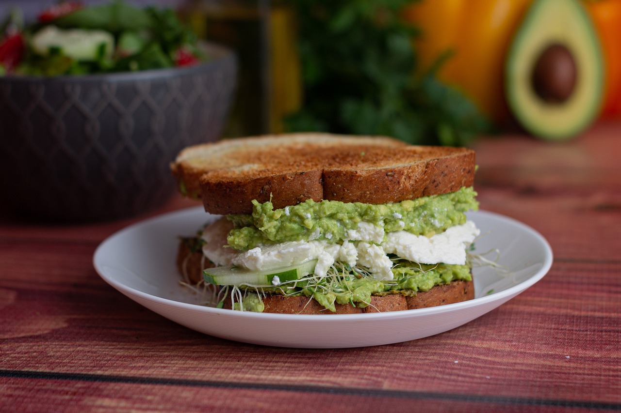 ¿Qué tipo de fruto es un aguacate?